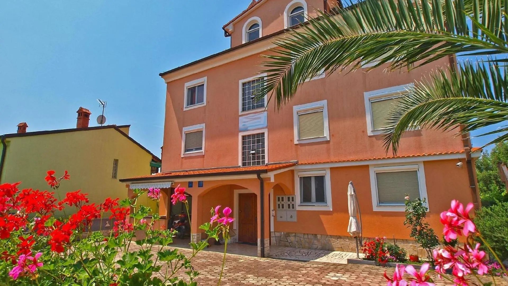 Apartment Ferienwohnung Fuer 3 Personen Ca 29 Qm In Fazana, Istrien Istrische Riviera